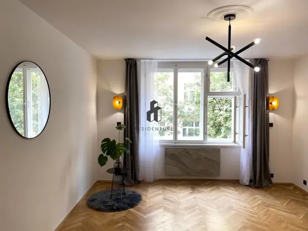 Pronájem bytu 1+kk, Praha - Vinohrady, Řipská, 30 m2