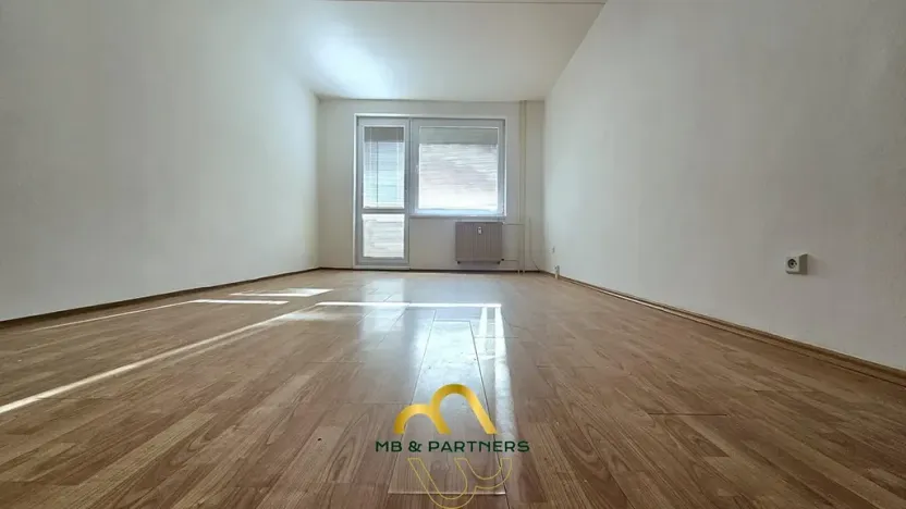 Prodej bytu 4+1, Chlum u Třeboně, Sídliště F. Hrubína, 87 m2