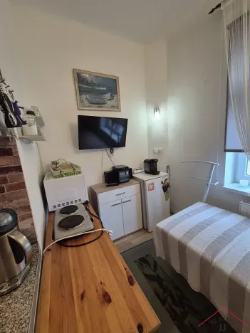 Prodej bytu 2+kk, Praha - Libeň, Zenklova, 31 m2