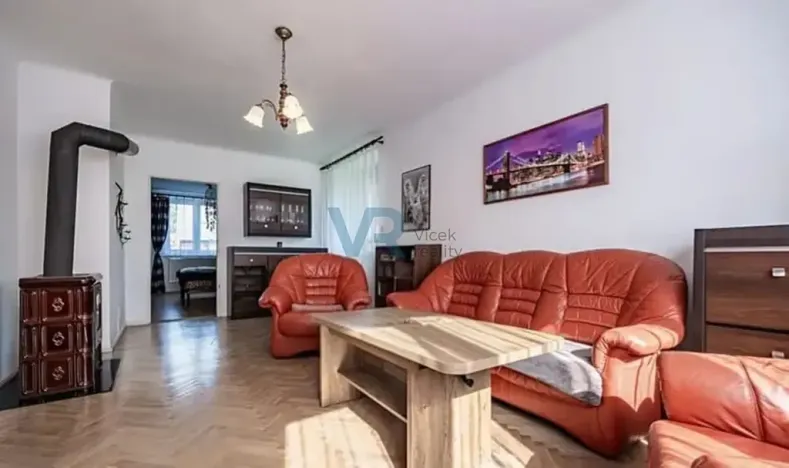 Prodej bytu 3+1, Trhové Sviny, 72 m2