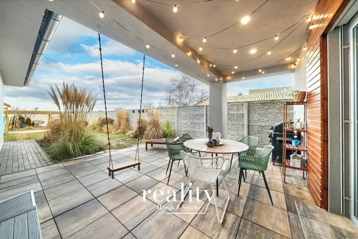 Prodej rodinného domu, Hrádek, 166 m2