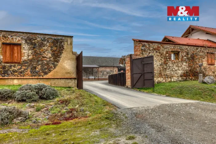 Pronájem skladu, Dolní Lukavice, 300 m2