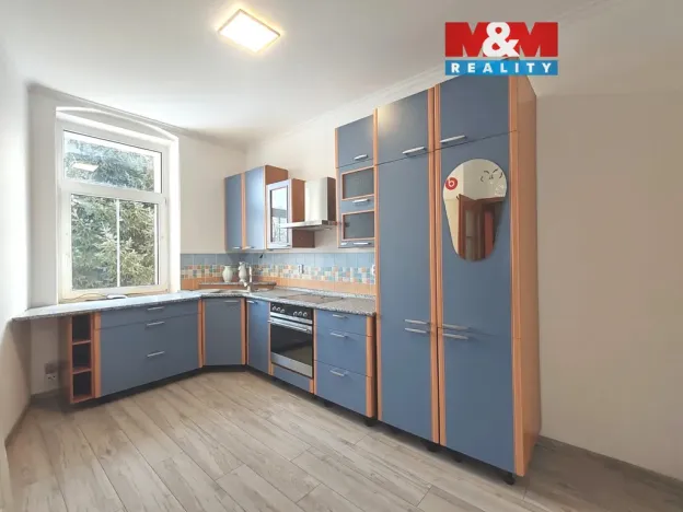 Pronájem bytu 2+kk, Karlovy Vary, Jabloňová, 55 m2