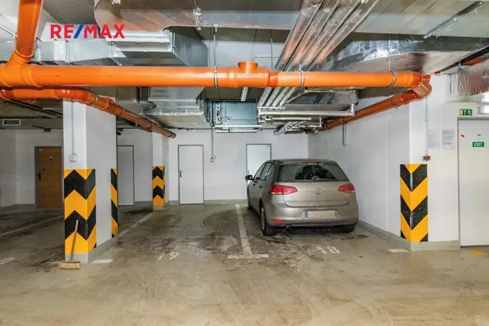 Pronájem bytu 2+kk, Praha - Dejvice, Lindleyova, 59 m2