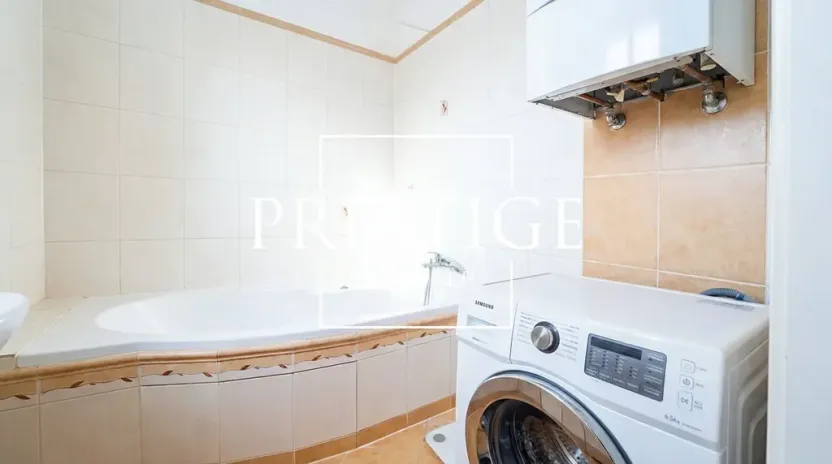 Pronájem bytu 3+1, Praha, Vězeňská, 109 m2