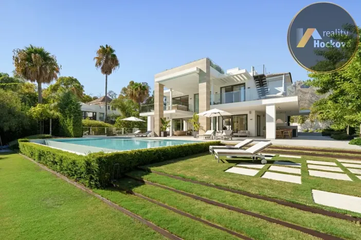 Prodej vily, Marbella, Španělsko, 611 m2