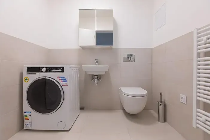 Pronájem bytu 3+kk, Praha - Strašnice, Zvěřinova, 89 m2