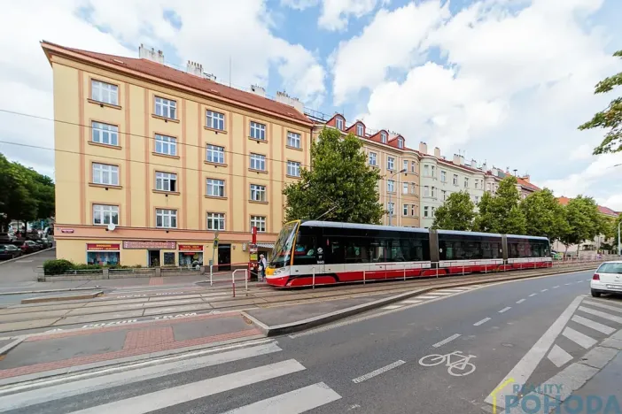 Pronájem bytu 2+1, Praha - Žižkov, Biskupcova, 69 m2