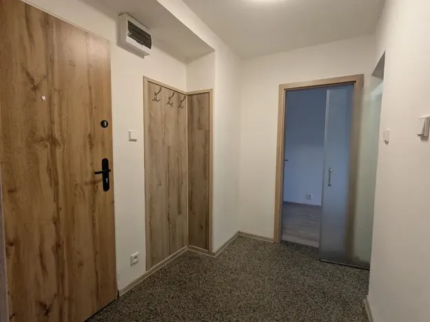 Pronájem bytu 2+kk, Meziboří, Okružní, 33 m2