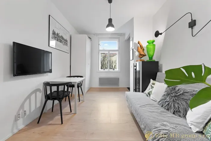 Prodej bytu 2+kk, Praha - Holešovice, Dobrovského, 40 m2