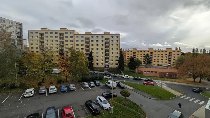 Pronájem bytu 2+1, Chomutov, Dřínovská, 61 m2