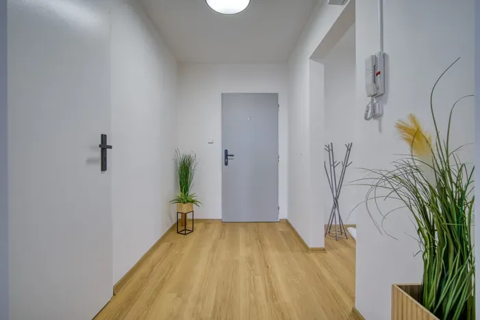 Pronájem bytu 3+1, Děčín - Děčín III-Staré Město, Příčná, 69 m2