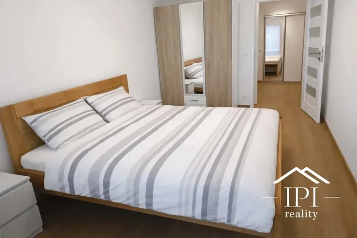 Pronájem bytu 3+kk, Praha - Braník, Vrbova, 64 m2