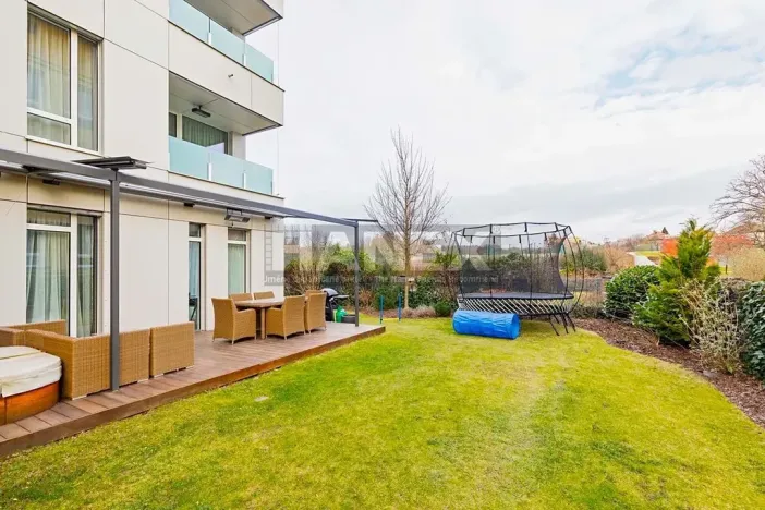 Pronájem bytu 3+kk, Praha - Hodkovičky, Jitřní, 99 m2