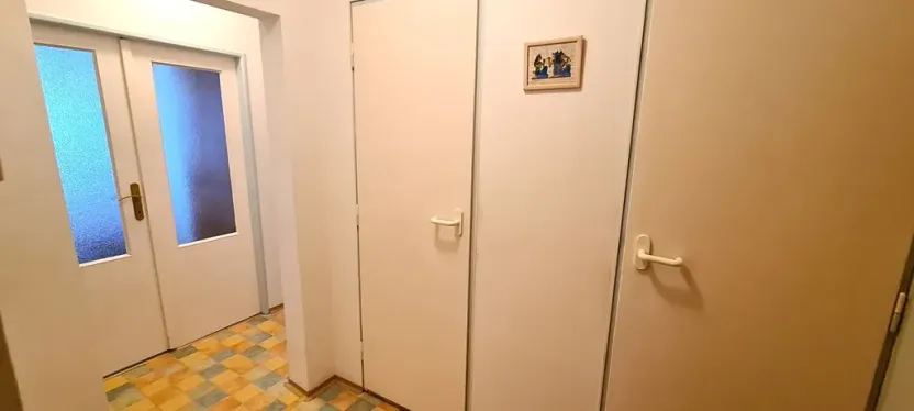 Pronájem bytu 2+kk, Praha - Kamýk, Cuřínova, 43 m2