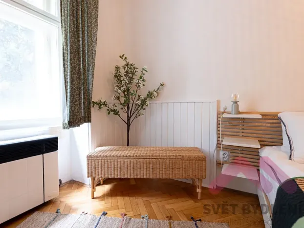 Pronájem bytu 1+1, Praha - Vinohrady, Rejskova, 33 m2