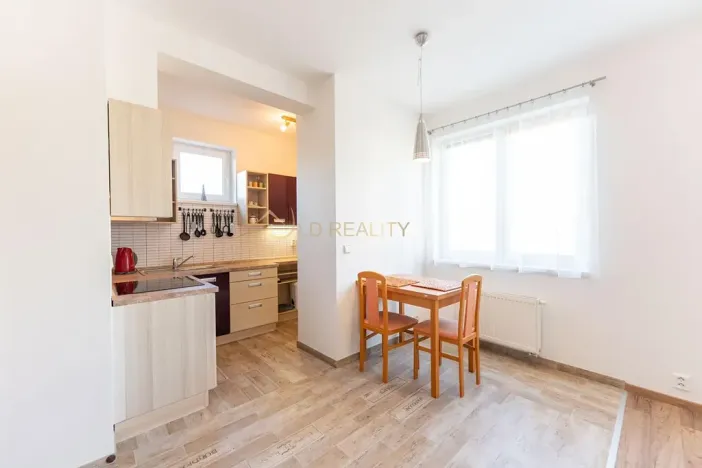 Pronájem bytu 1+kk, Olomouc, Jarmily Glazarové, 37 m2