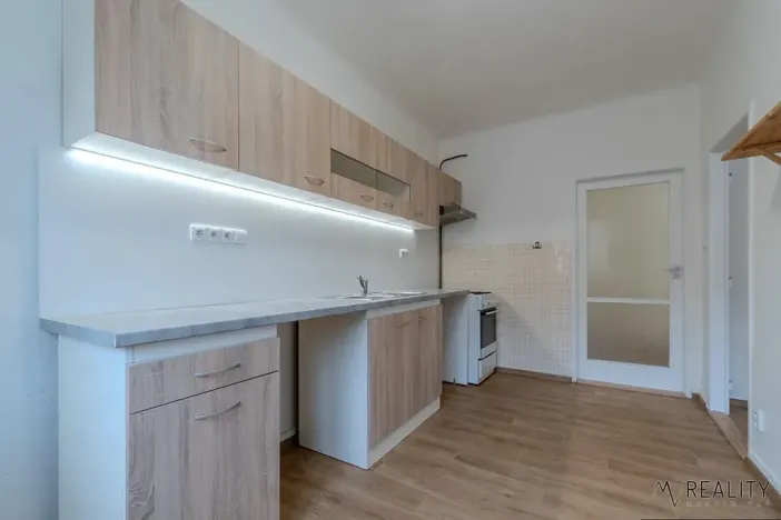 Pronájem bytu 2+1, Ostrava, Porubská, 60 m2