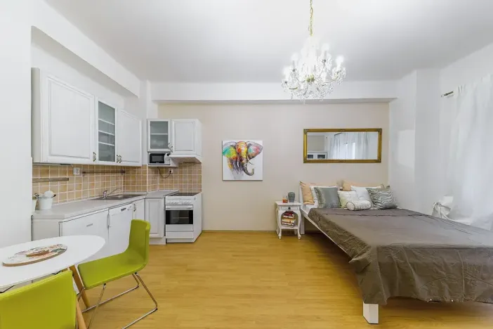 Pronájem bytu 1+kk, Praha - Vršovice, Bulharská, 32 m2