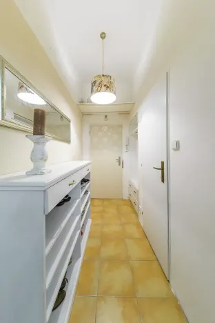 Pronájem bytu 1+kk, Praha - Vršovice, Bulharská, 32 m2