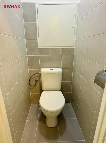 Pronájem bytu 1+kk, Praha - Záběhlice, Jabloňová, 24 m2