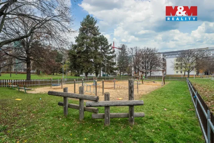 Prodej bytu 3+kk, Praha - Prosek, Veltruská, 54 m2