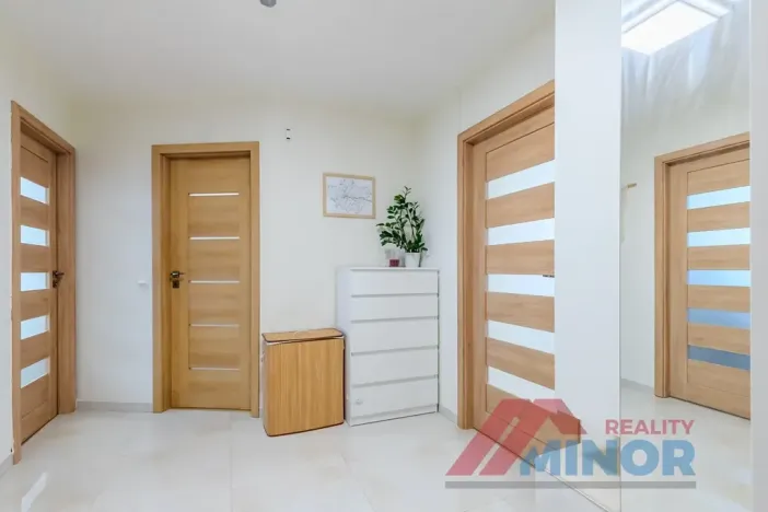 Prodej bytu 3+1, Slaný, Bezručova, 70 m2