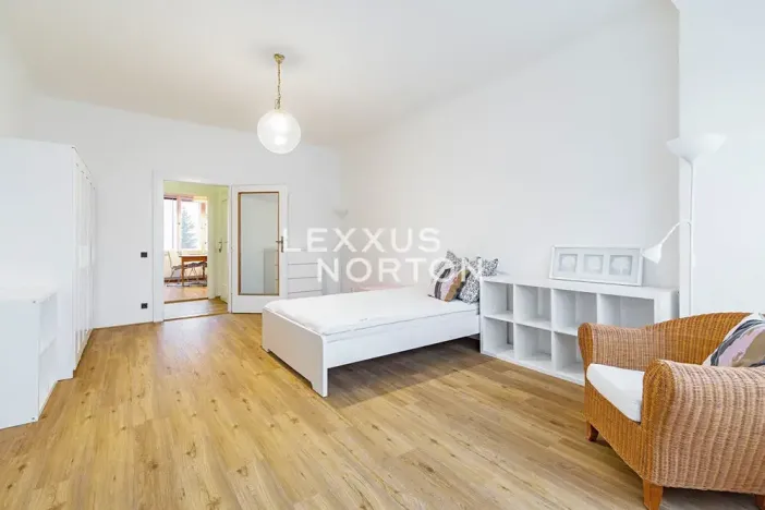 Pronájem bytu 2+1, Praha - Vokovice, Kladenská, 84 m2