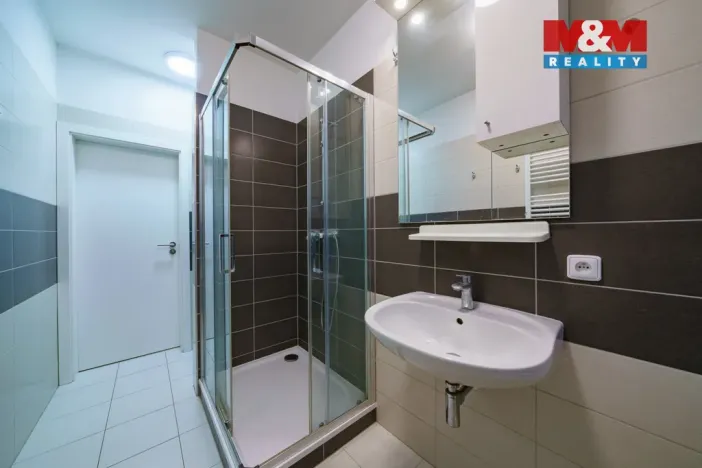 Pronájem bytu 3+kk, Cheb, Dukelská, 90 m2