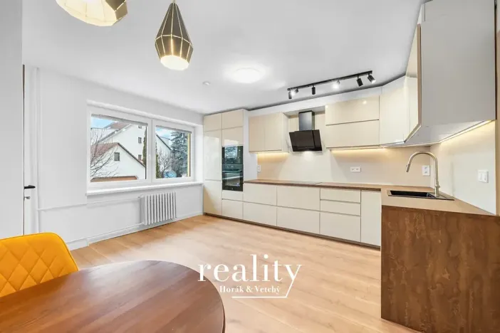 Pronájem rodinného domu, Dobšice, Horní, 220 m2