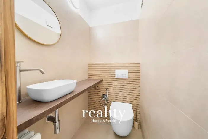 Pronájem rodinného domu, Dobšice, Horní, 220 m2