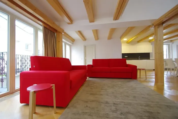 Pronájem atypického bytu, Praha - Nové Město, Bolzanova, 199 m2