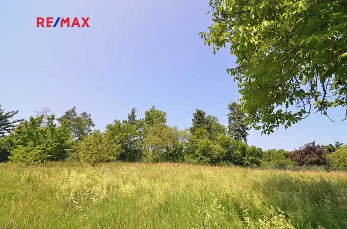 Prodej pozemku pro bydlení, Praha - Lochkov, 1550 m2