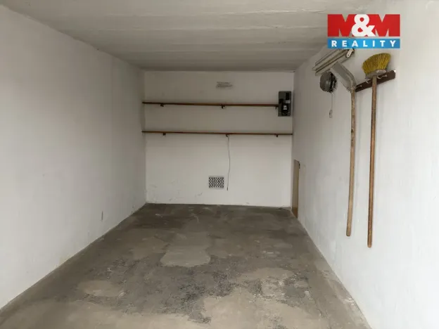 Pronájem garáže, Pardubice - Rosice, 18 m2
