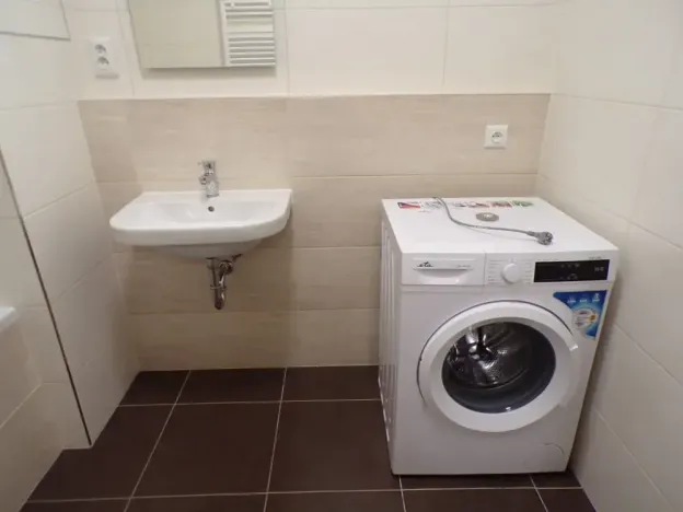 Prodej ubytování, Praha - Vysočany, Čerpadlová, 57 m2