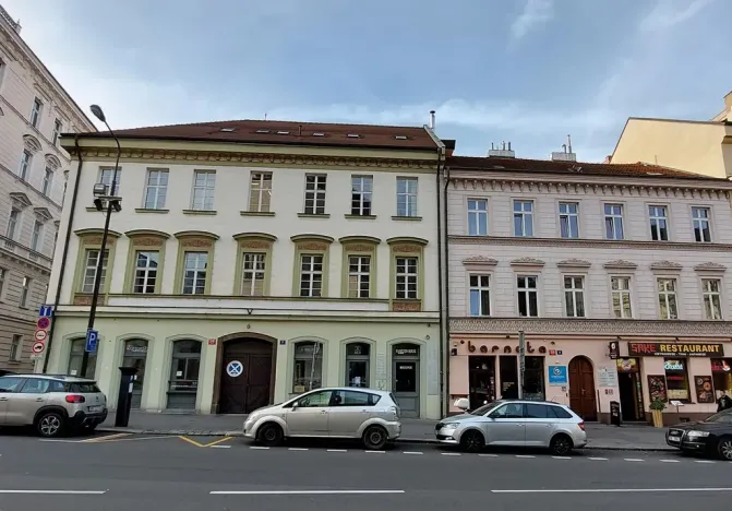 Pronájem garáže, Praha - Nové Město, Štěpánská, 15 m2