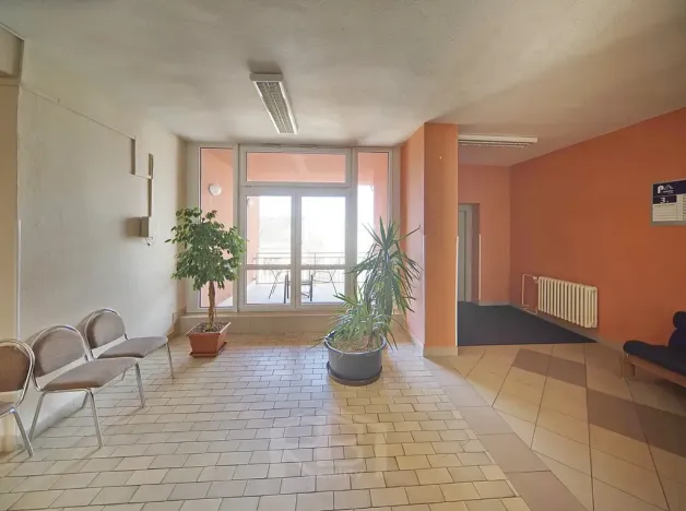 Pronájem kanceláře, Jindřichův Hradec, Pravdova, 14 m2