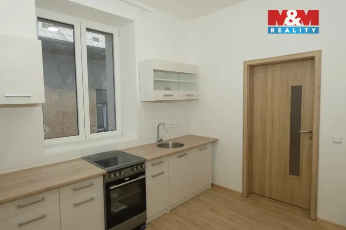 Pronájem bytu 2+1, Žleby, Zámecké náměstí, 53 m2
