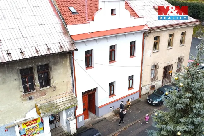 Pronájem bytu 2+1, Žleby, Zámecké náměstí, 53 m2