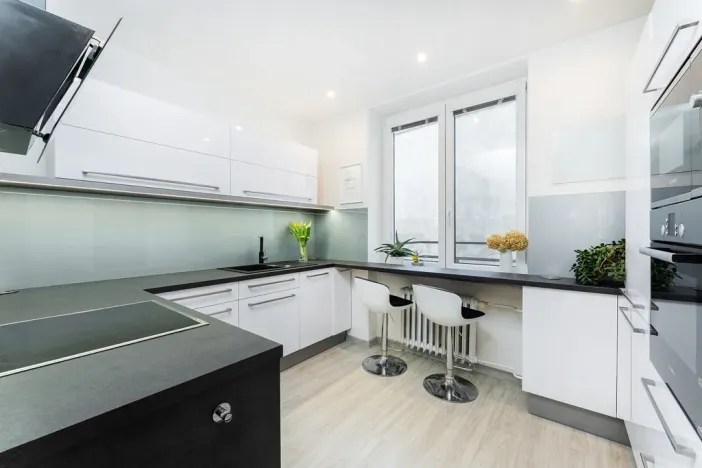 Prodej bytu 2+1, Hradec Králové - Pražské Předměstí, U Koruny, 60 m2