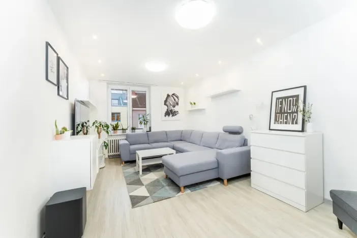 Prodej bytu 2+1, Hradec Králové - Pražské Předměstí, U Koruny, 60 m2