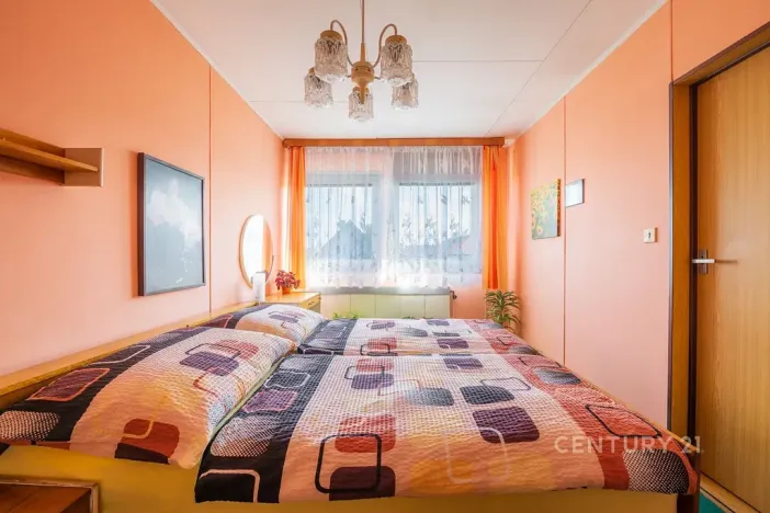 Prodej rodinného domu, Vroutek, Na Hůrce, 140 m2