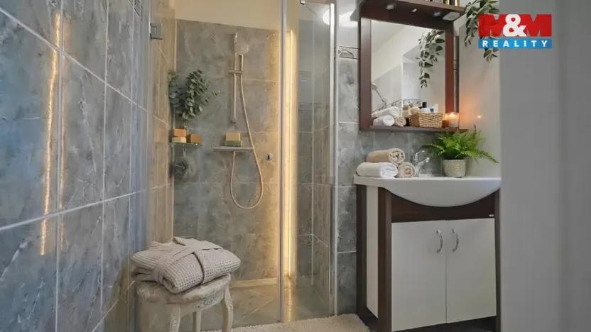 Prodej rodinného domu, Nechanice - Staré Nechanice, 287 m2