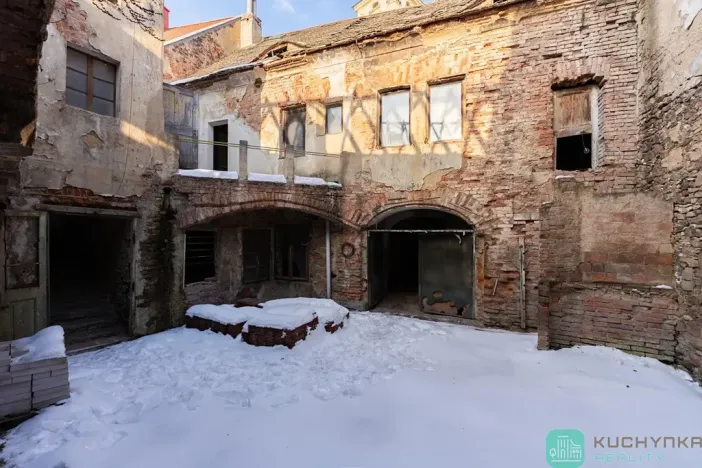 Prodej činžovního domu, Duchcov, G. Casanovy, 500 m2