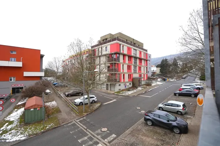 Pronájem bytu 1+kk, Beroun, U Židovského hřbitova, 41 m2