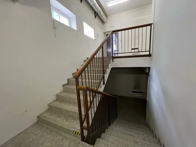 Prodej výrobních prostor, Praha - Horní Počernice, Komárovská, 210 m2