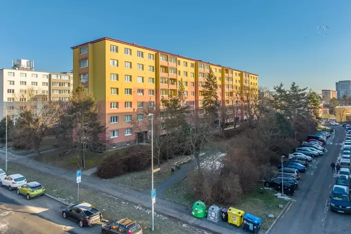 Pronájem bytu 1+1, Praha - Záběhlice, Sasanková, 36 m2