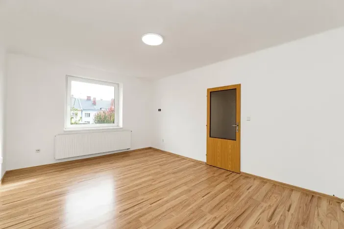 Pronájem bytu 1+1, Ostrava, Newtonova, 45 m2