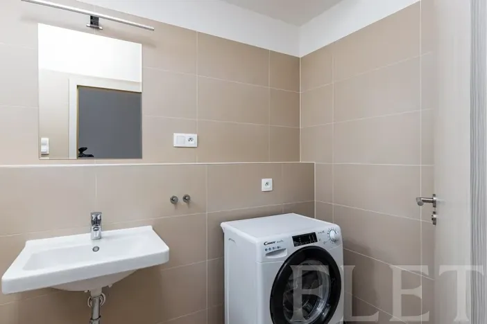 Pronájem bytu 1+kk, Praha - Letňany, Škrábkových, 28 m2