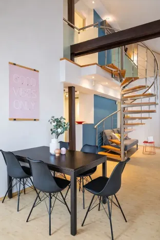 Pronájem bytu 6+kk a větší, Praha - Holešovice, Strojnická, 168 m2